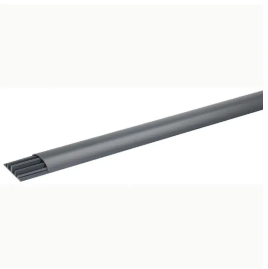 Passage de plancher 92×20 mm 4 compartiments 2 m — gris anthracite RAL7016