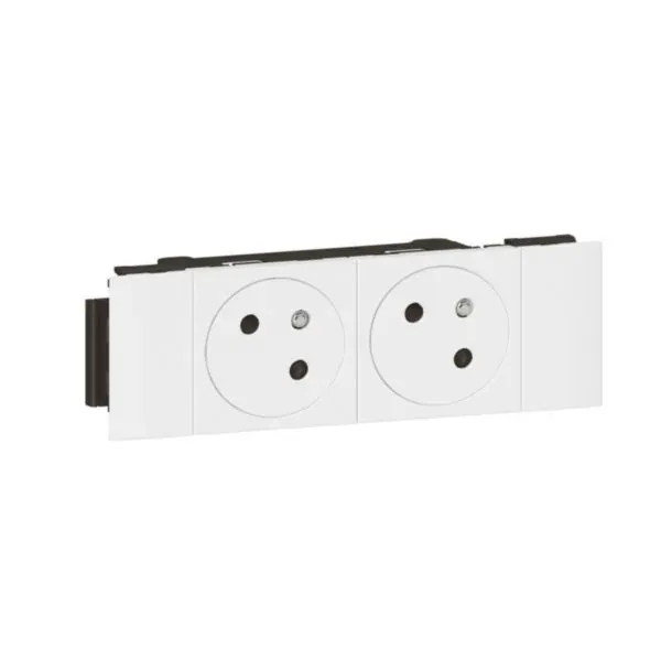 Double prise 2×2P+T surface goulotte — 4 modules (Mosaic, clippage direct + Soluclip) — blanc