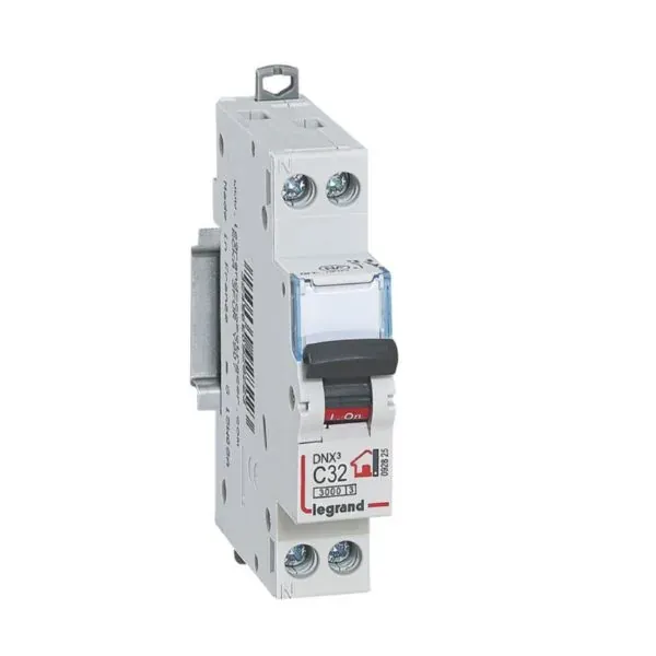 Disjoncteur modulaire 1P+N 32 A 3 kA — bornes à vis