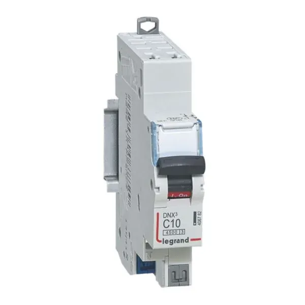 DNX³ 4500 — Disjoncteur 1P+N 10 A courbe C — bornes auto/auto