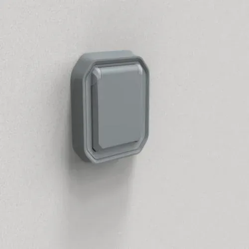 Prise 2P+T 16 A encastrée IP55 IK08 (gamme Plexo)