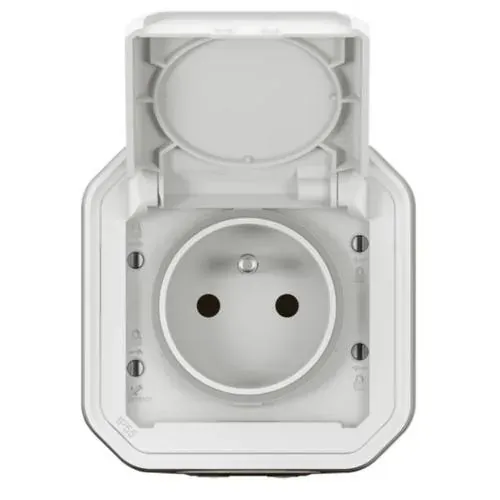 Prise 2P+T 16 A IP55 IK08 (gamme Plexo)