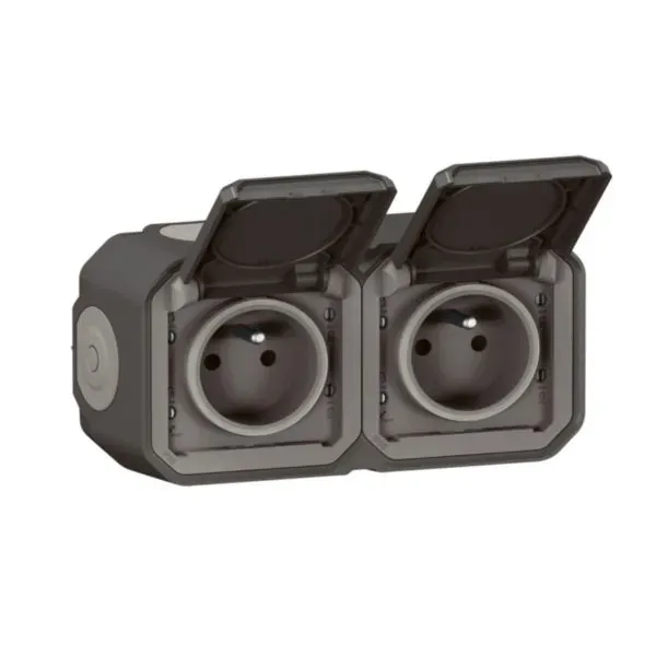Double prise 2×2P+T 16 A IP55 IK08 (gamme Plexo)